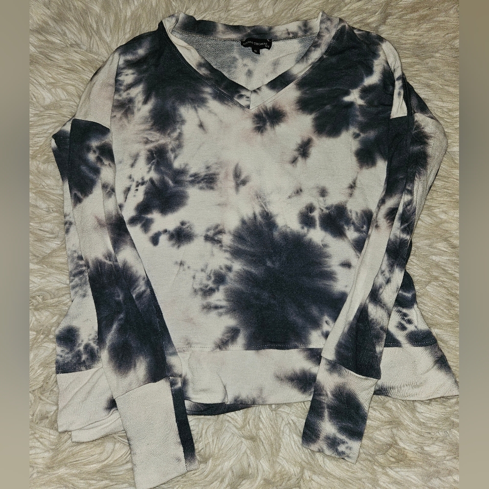 Alyssa Thomas NY Gray & Cream Tie-Dye Thumbhole Sweatshirt – Size S
